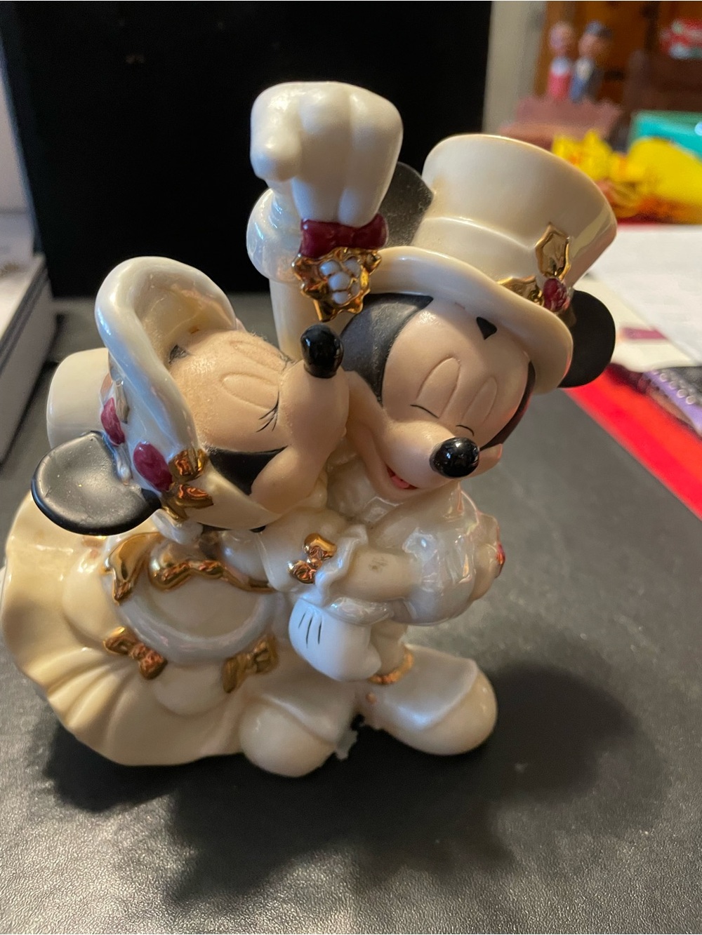Mickey & Minnie Ceramic Couple Figurine - Cream - Disney China